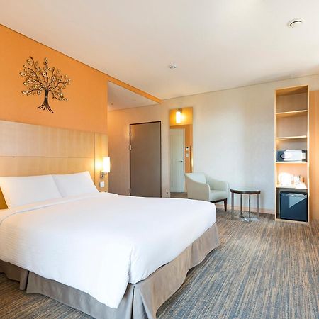 Ibis Ambassador Busan City Centre Extérieur photo