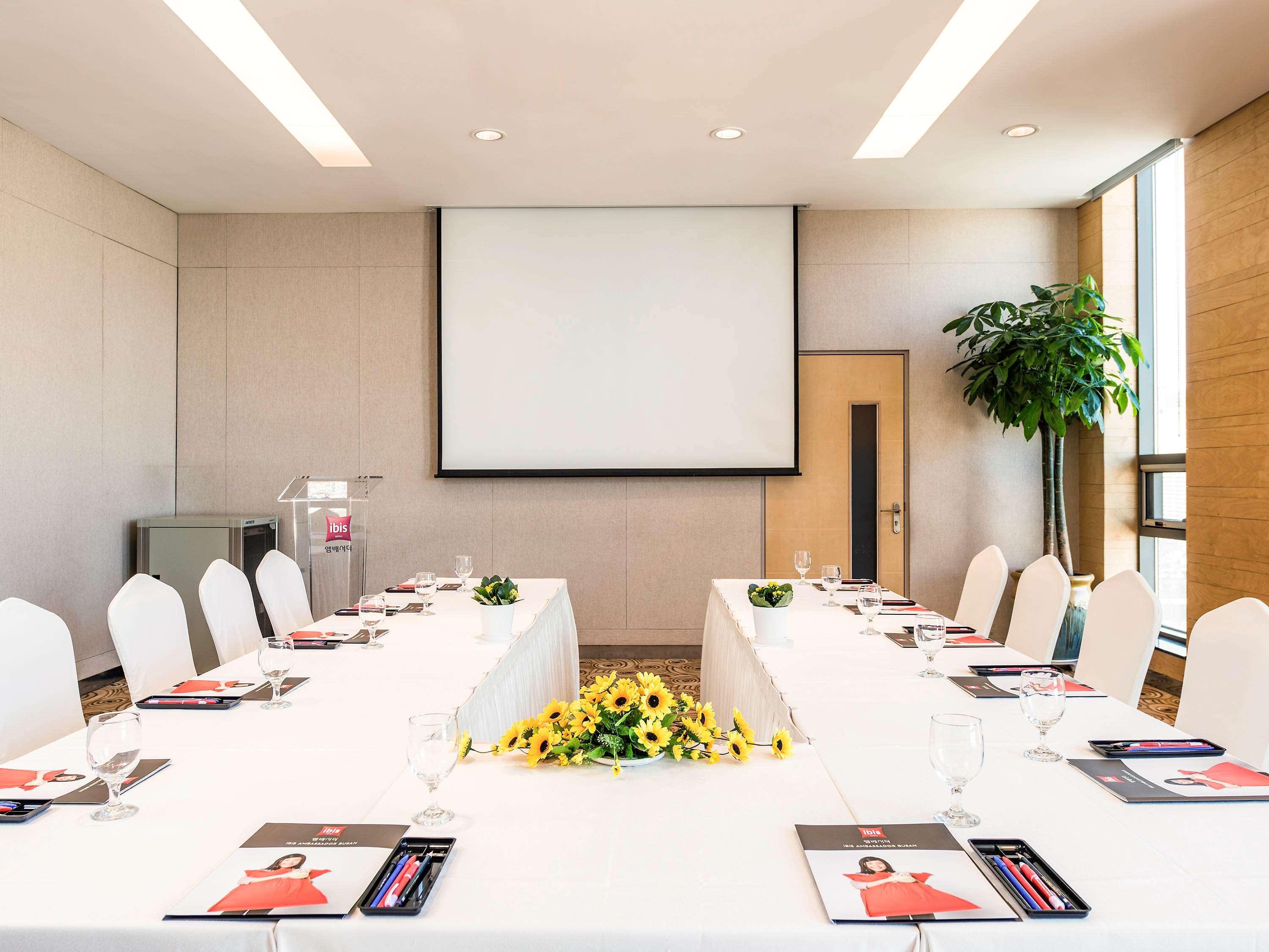 Ibis Ambassador Busan City Centre Extérieur photo