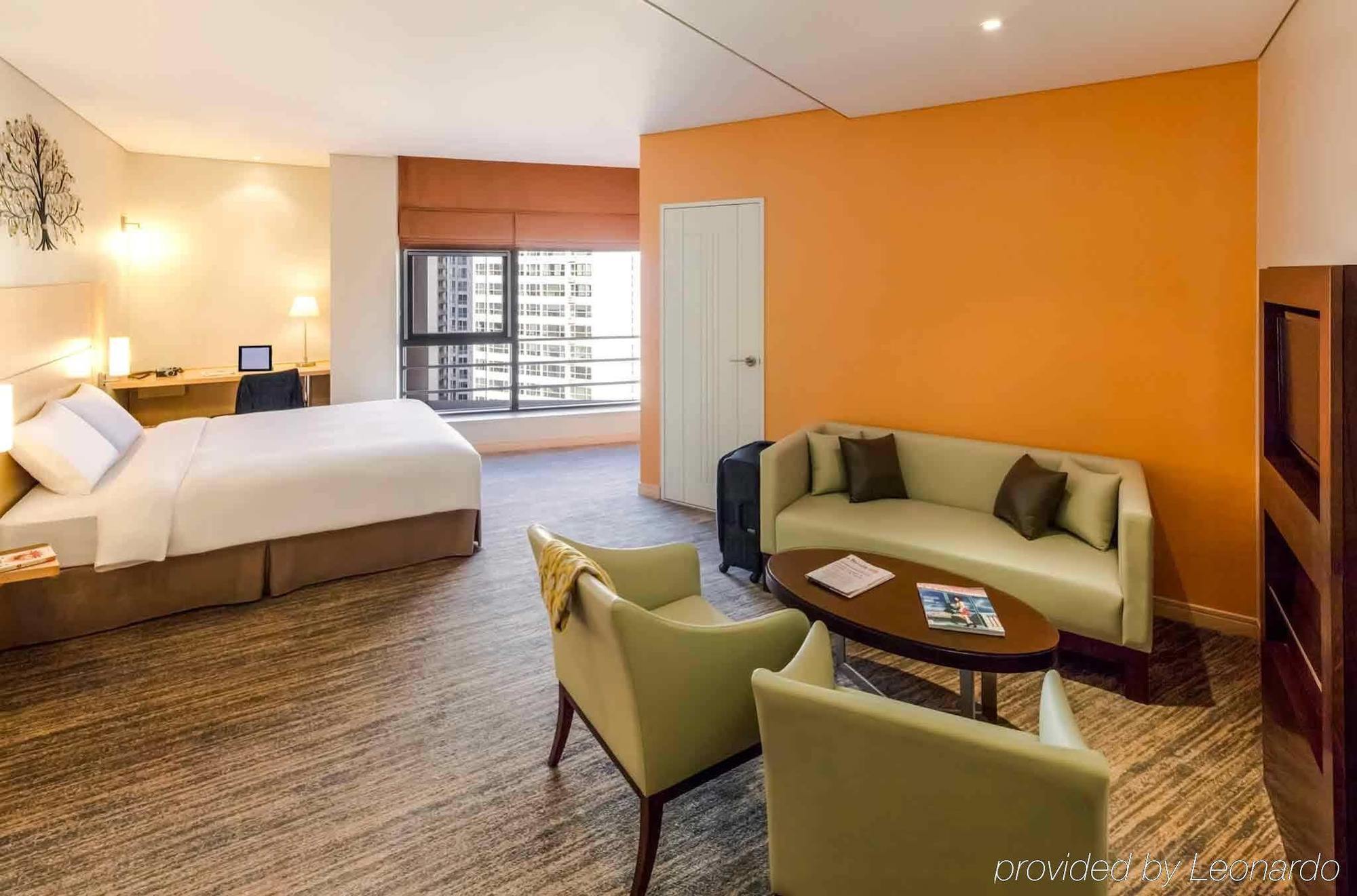 Ibis Ambassador Busan City Centre Extérieur photo