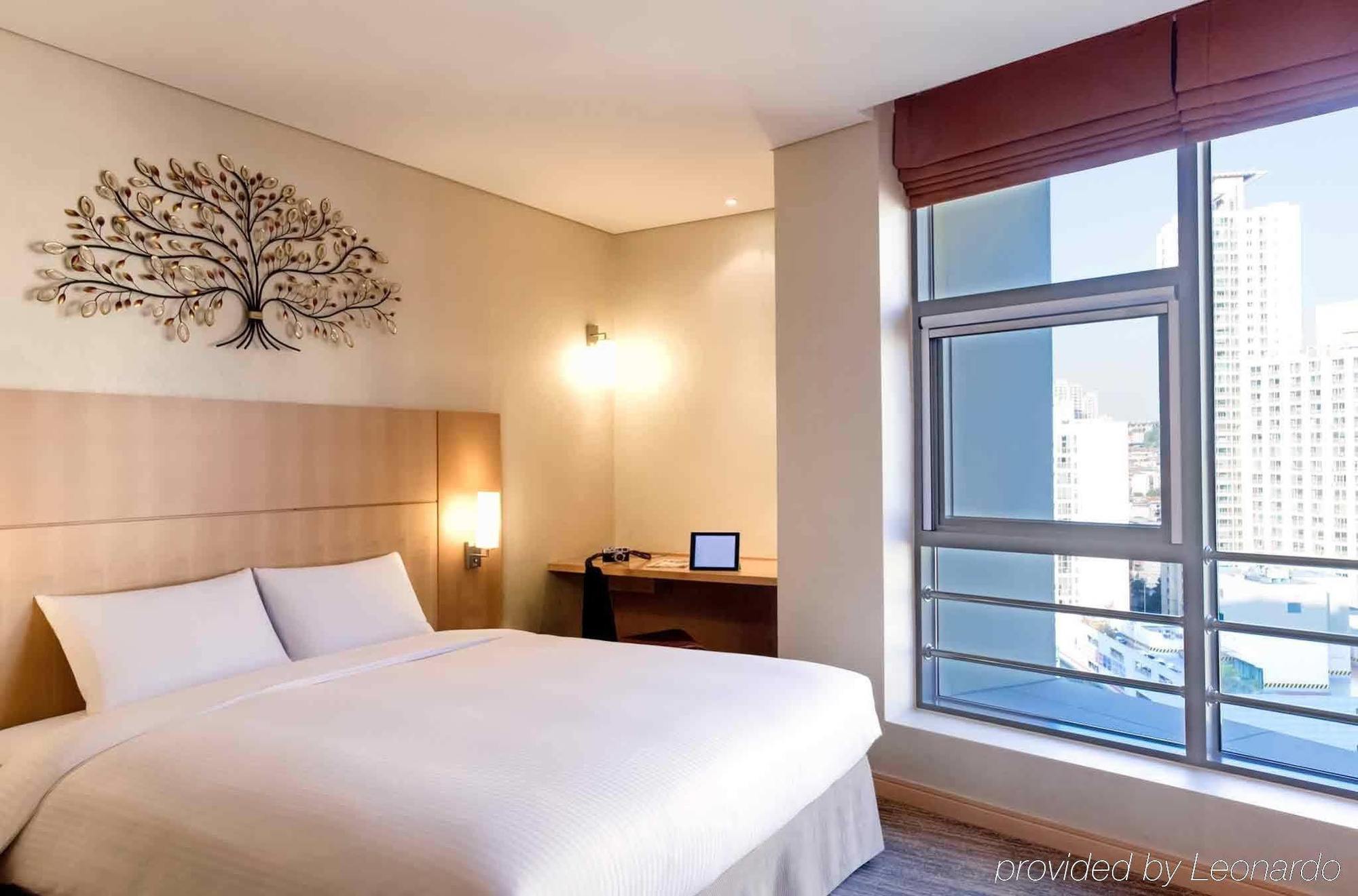 Ibis Ambassador Busan City Centre Extérieur photo