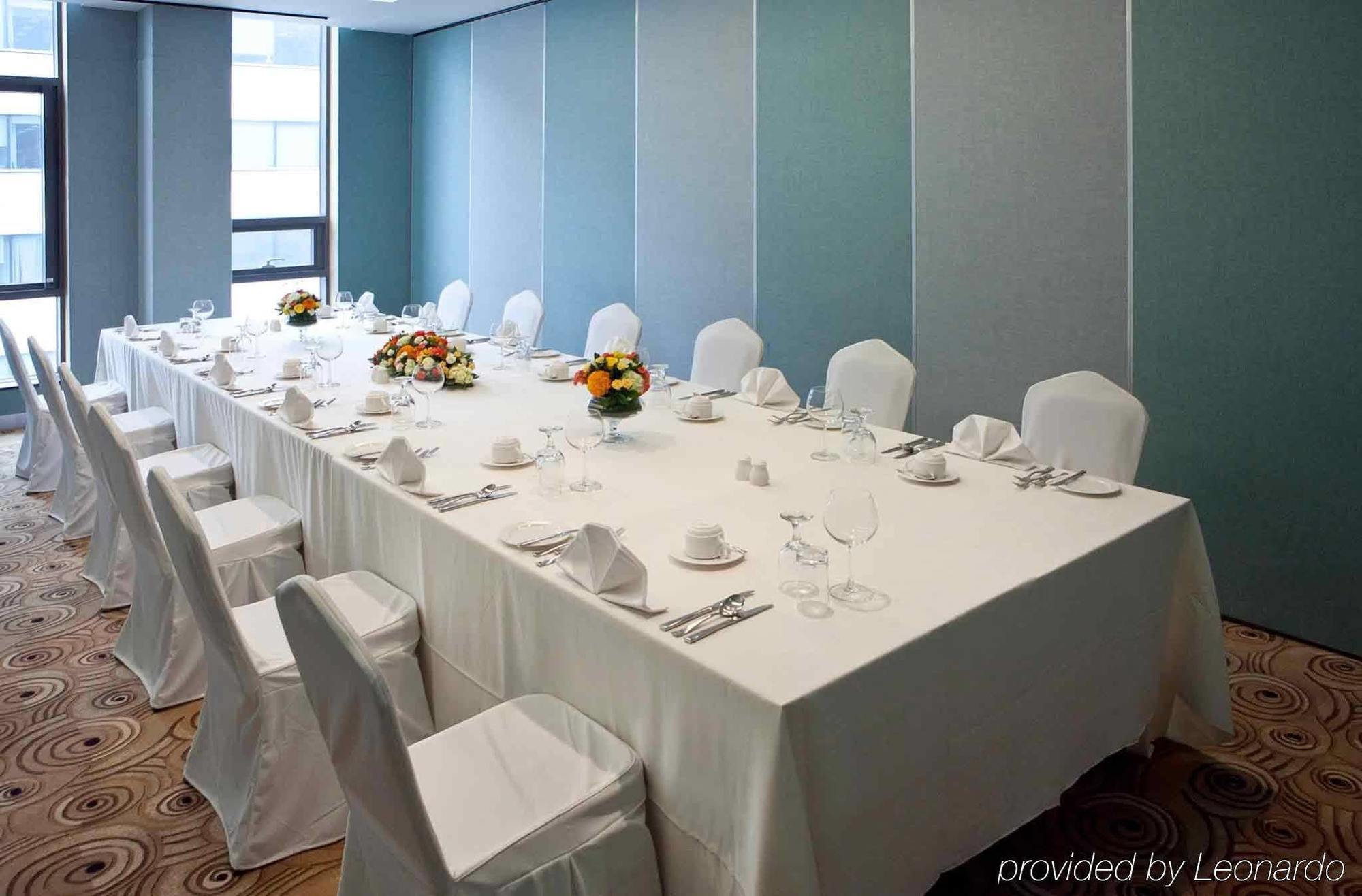 Ibis Ambassador Busan City Centre Restaurant photo