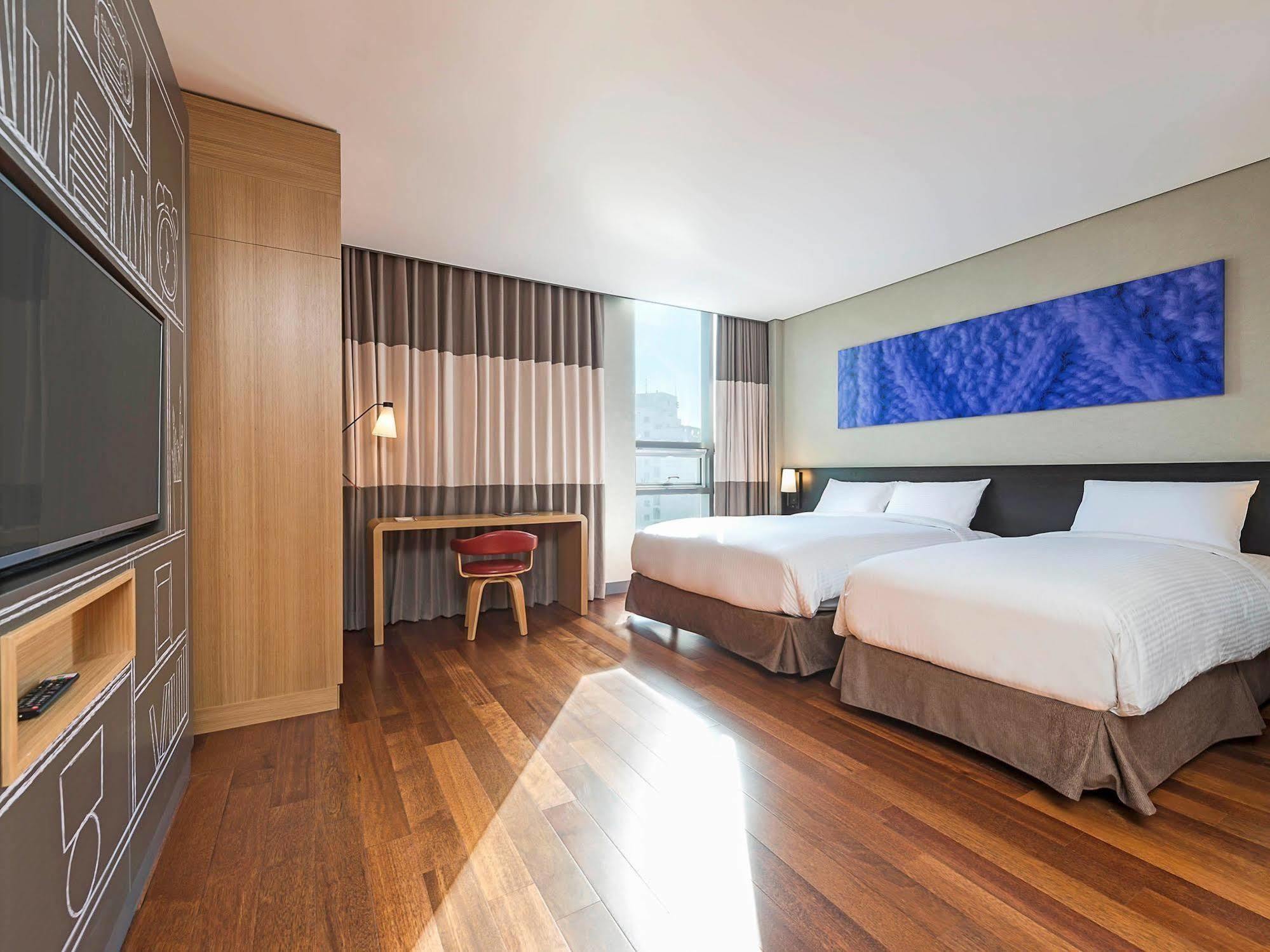 Ibis Ambassador Busan City Centre Extérieur photo